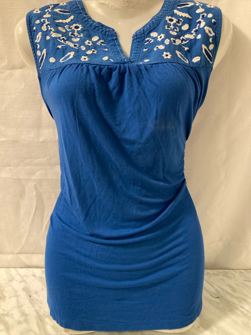 Dalia Blue White Floral Embroidered Sleeveless Tunic Top XXL